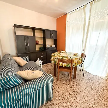 Santa Fe 7 Posti Letto Rif A812